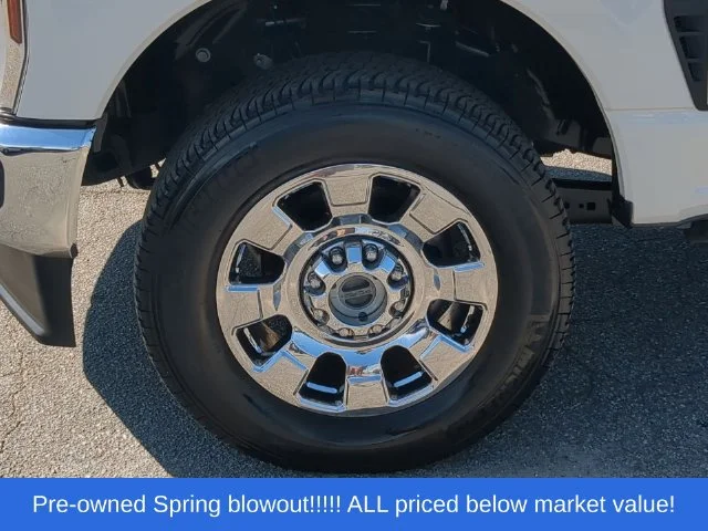 Used 2024 White Ford Lariat image 18