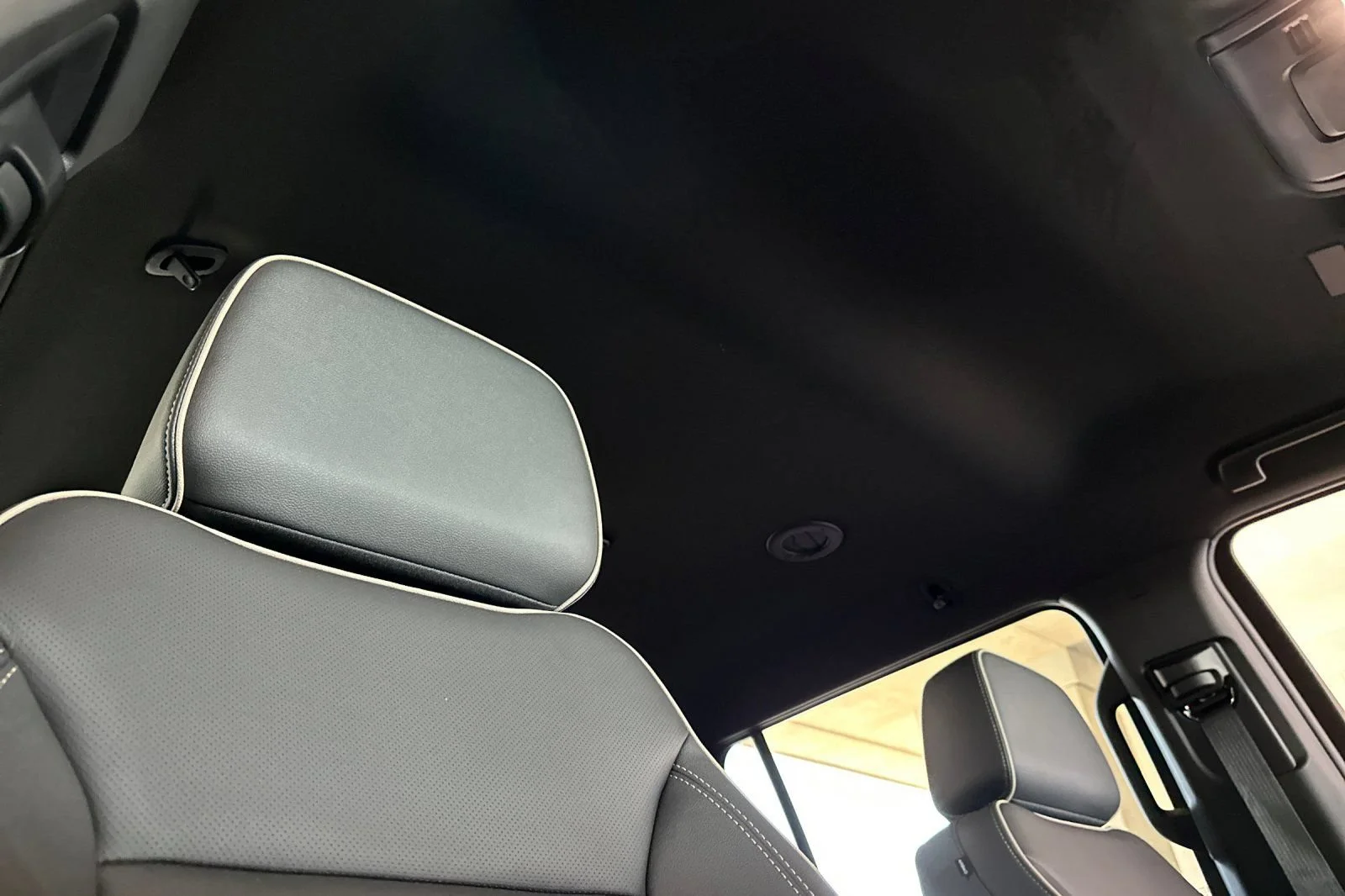 New 2025 Sterling Gray Metallic Chevrolet Premier image 18