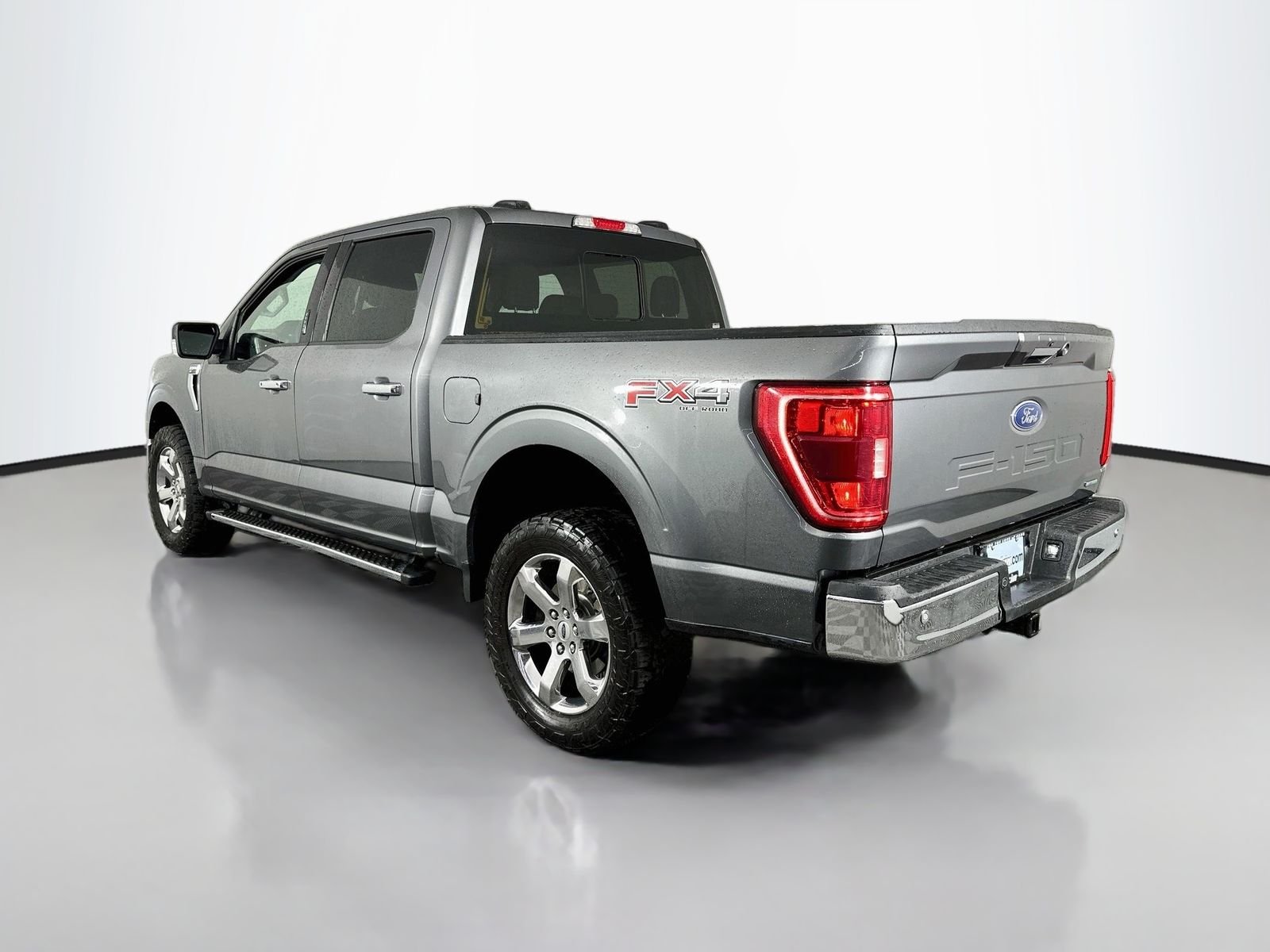 Used 2021 Gray Metallic Ford XLT image 6