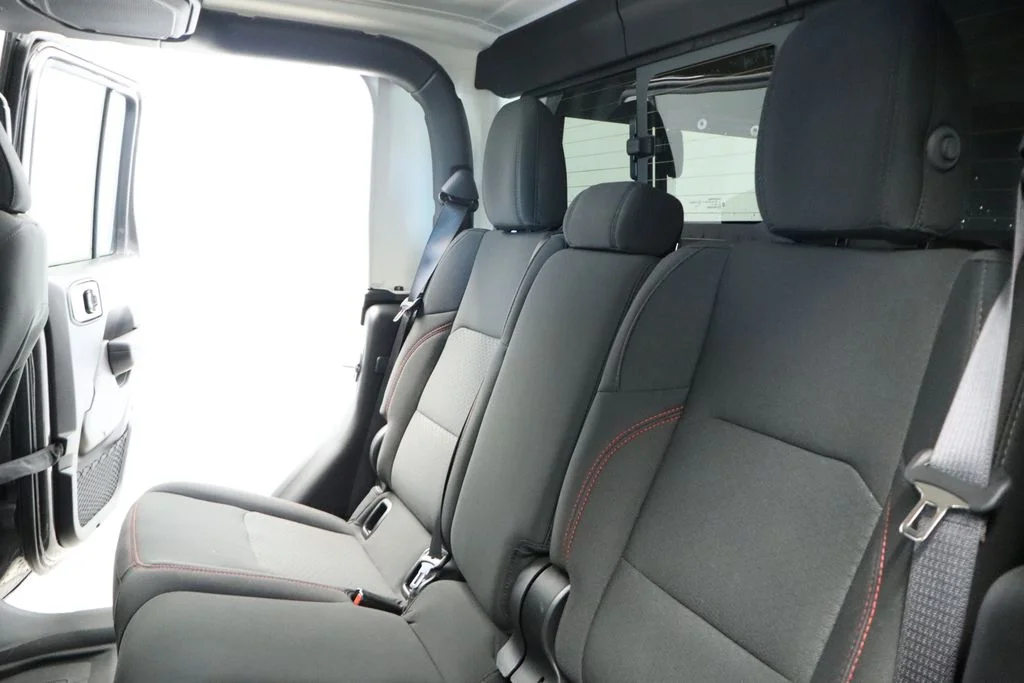 Used 2023 Gray Jeep Rubicon image 27