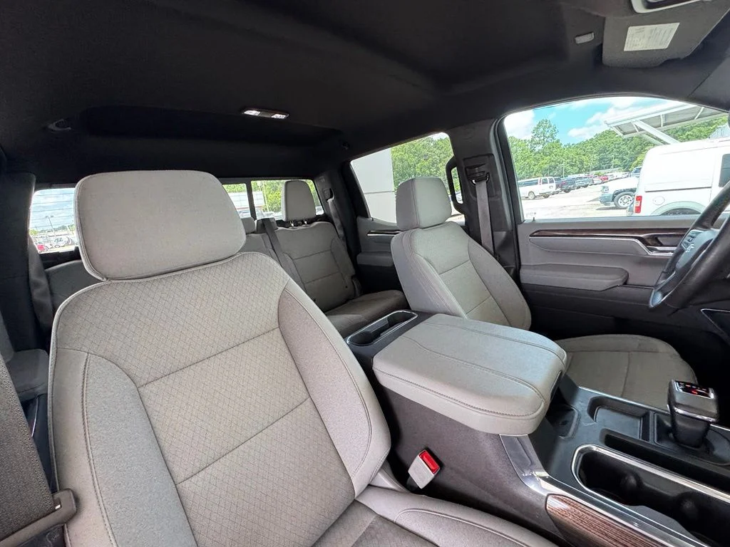 Used 2025 Gray Chevrolet RST image 18