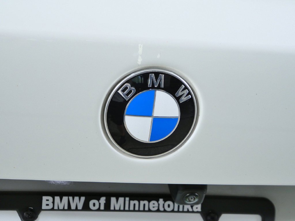 Certified Used 2025 Mineral White Metallic BMW xDrive40i image 16