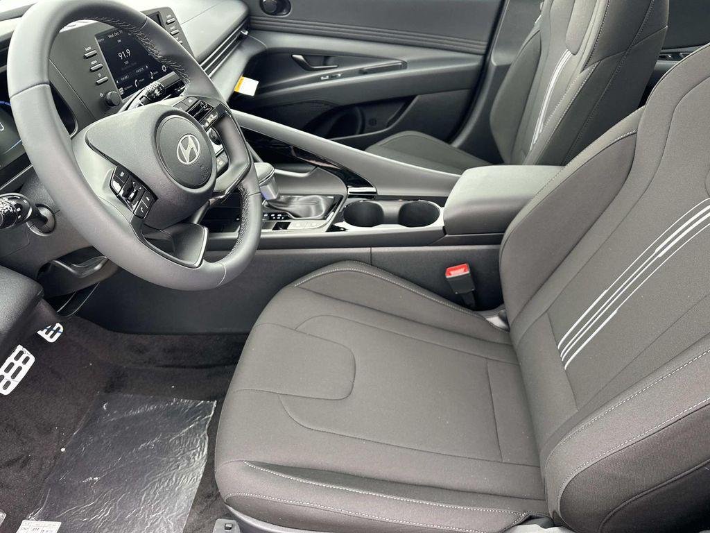 New 2026 Gray Hyundai SEL Sport Premium image 16