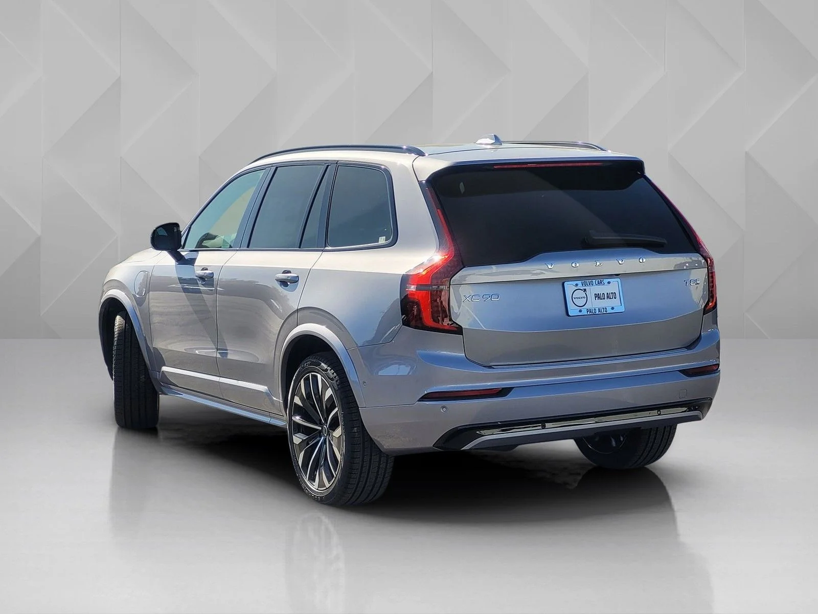 New 2026 Blue Volvo T8 Ultra image 4