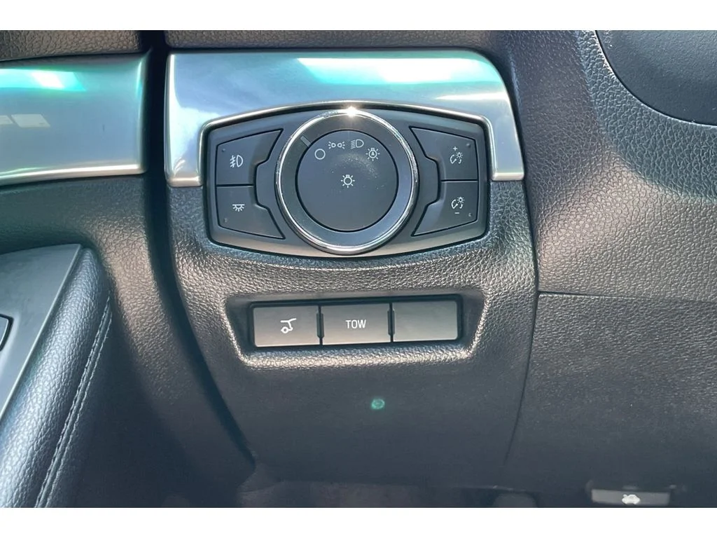 Used 2017 Magnetic Metallic Ford Sport image 43