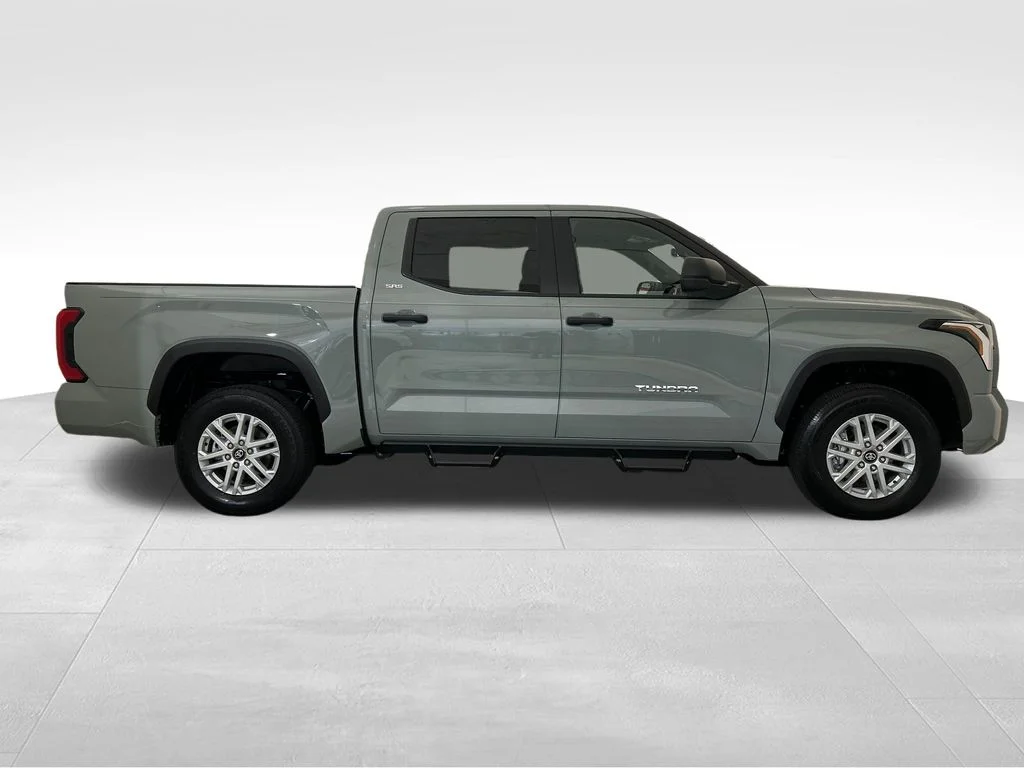 Used 2026 Green Toyota SR5 image 7
