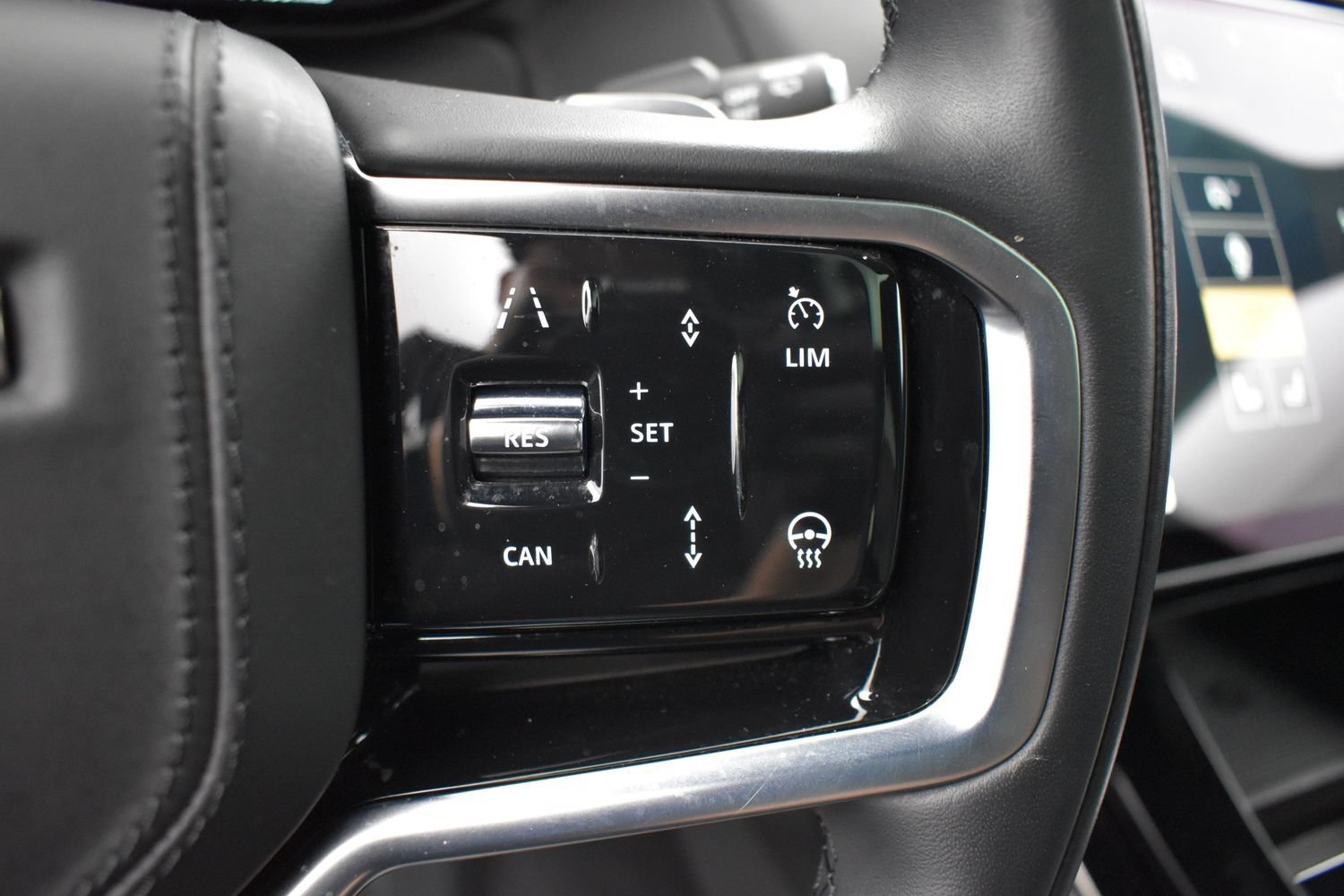 Used 2024 Black Land Rover SE image 16