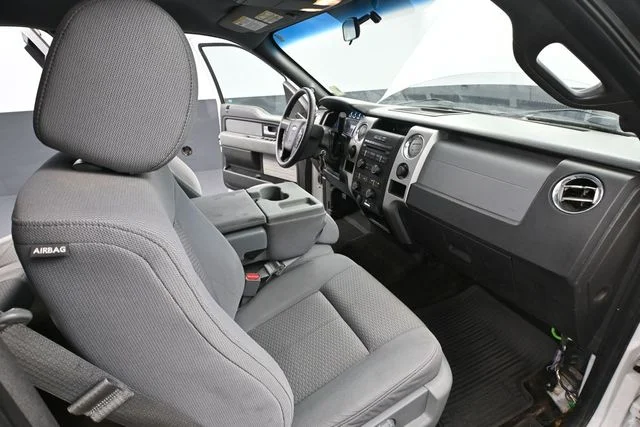 Used 2014 White Ford XLT image 40