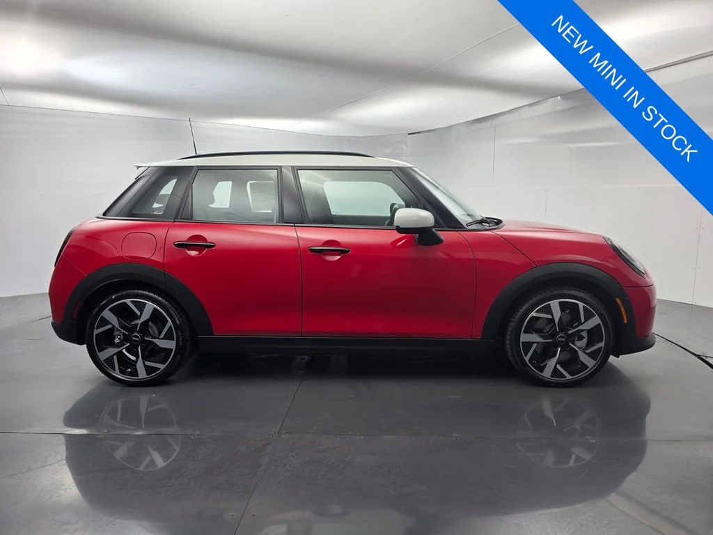 New 2026 Red MINI Signature Plus image 3