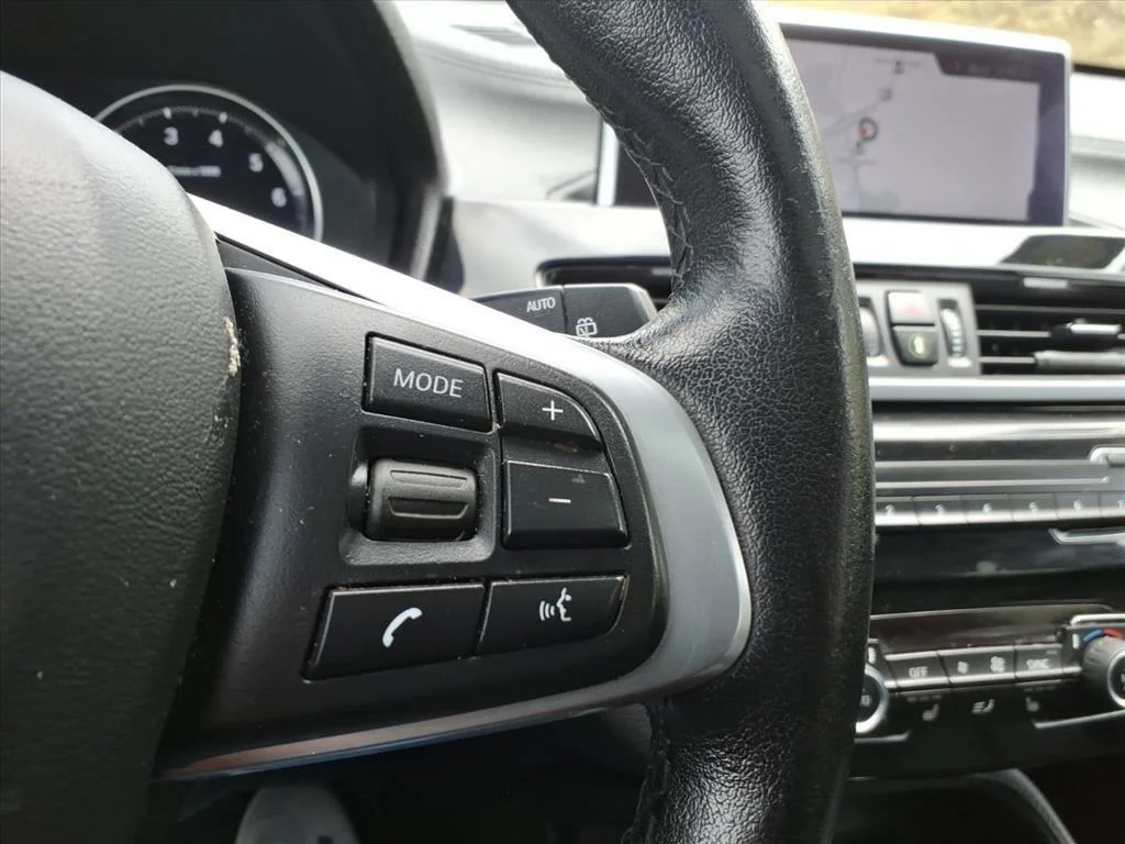 Used 2021 Cashmere Silver Metallic BMW xDrive28i image 17