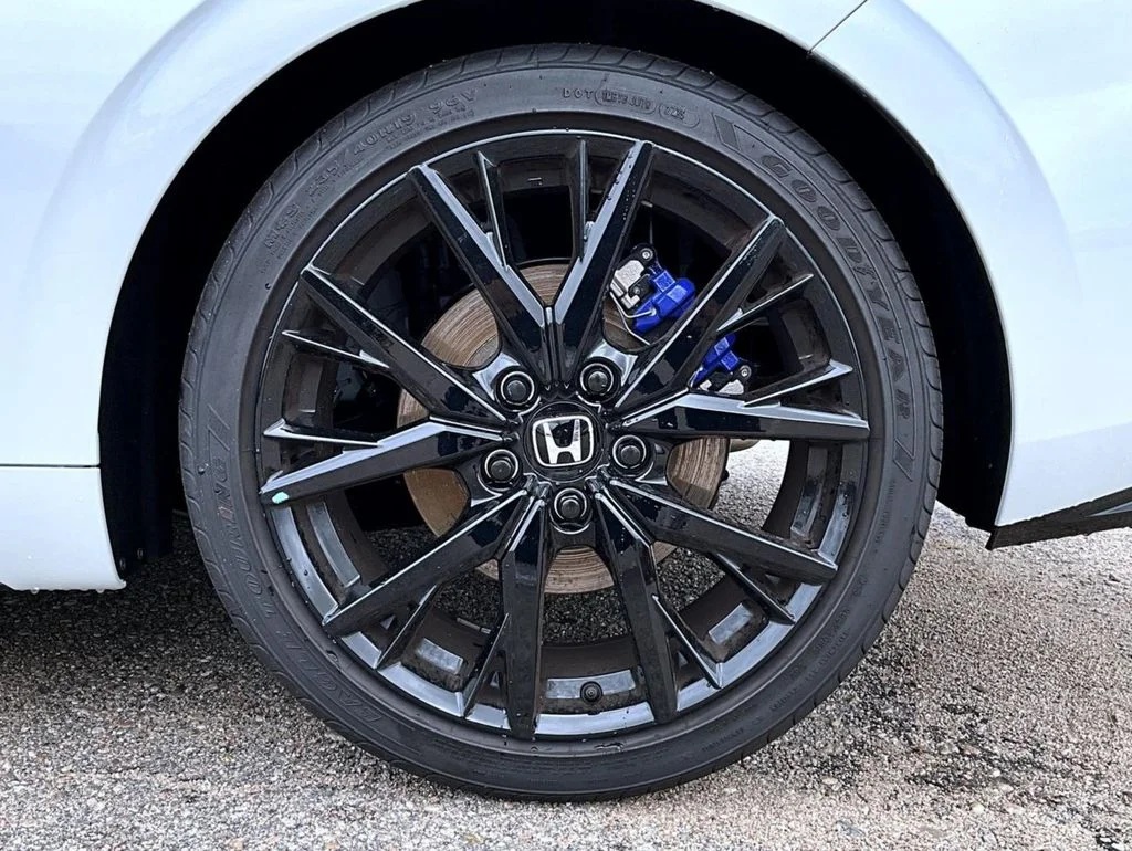 Used 2026 White Honda  image 19