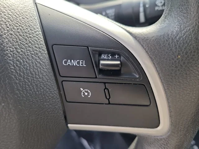Used 2024  Mitsubishi ES image 24