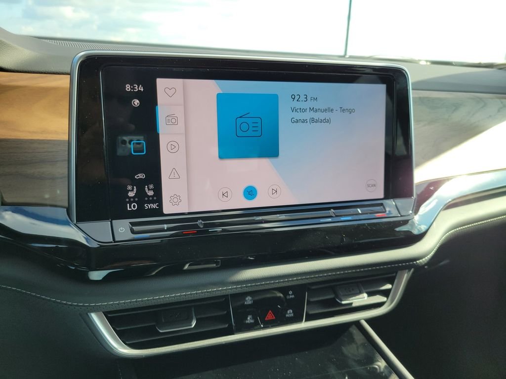 New 2026 White/off-white Volkswagen 2.0T SE w/Technology image 16