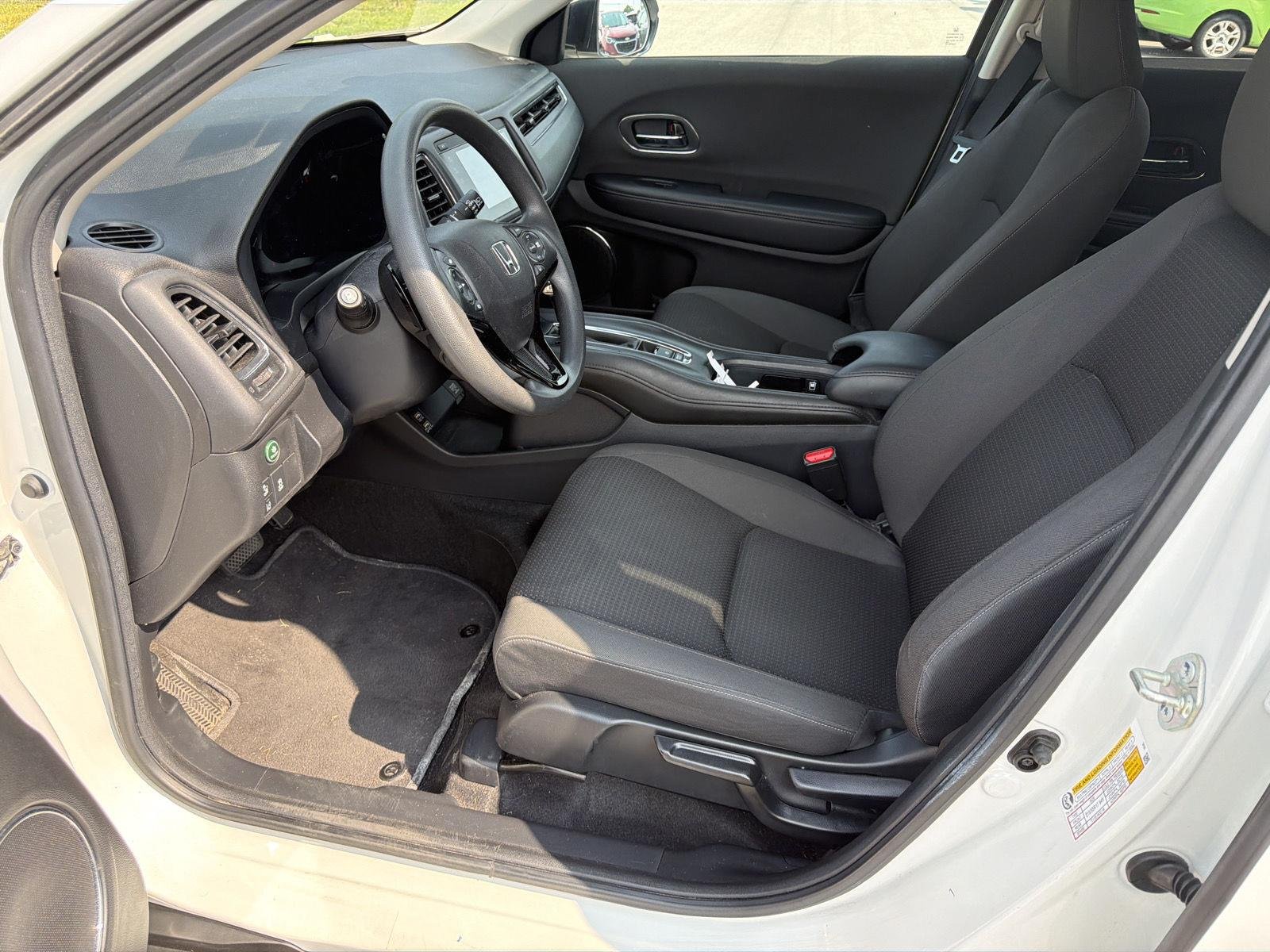 Used 2020 Platinum White Pearl Honda EX image 10