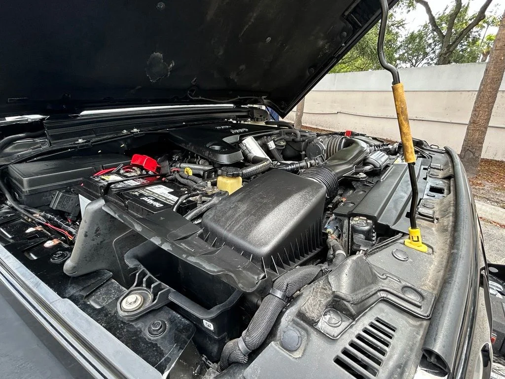 Used 2018 Black Jeep Unlimited Sahara image 32