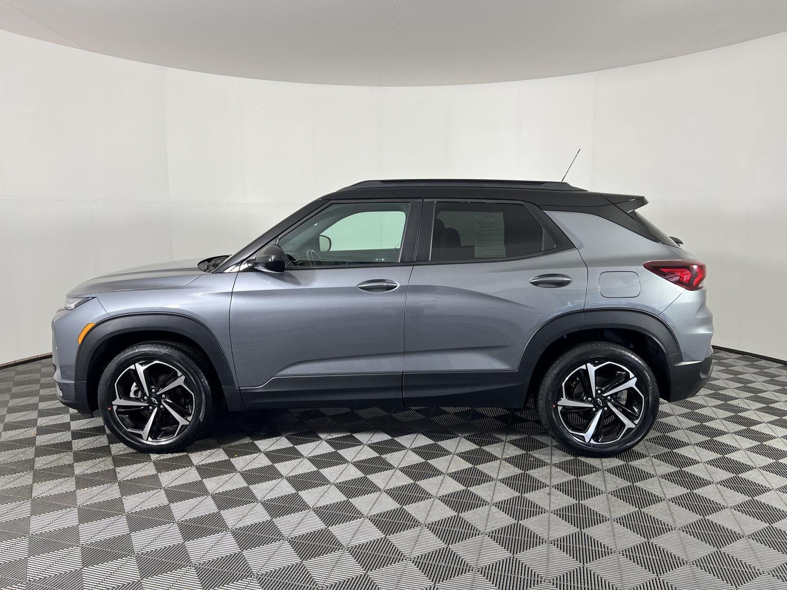 Used 2021 Satin Steel Metallic Chevrolet RS image 27
