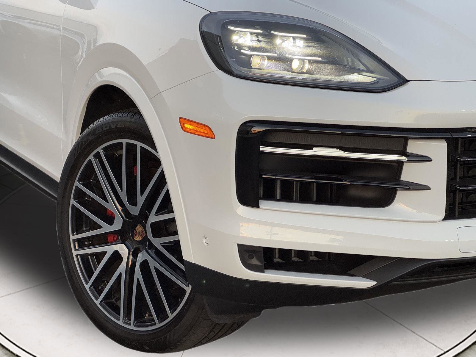 Used 2025 White Porsche  image 66
