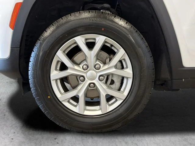 Used 2023 White Jeep Limited image 46