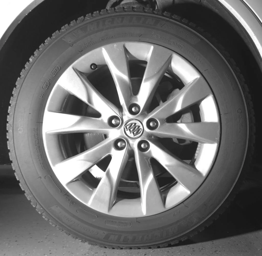 Used 2024 Summit White GMC SLT image 10