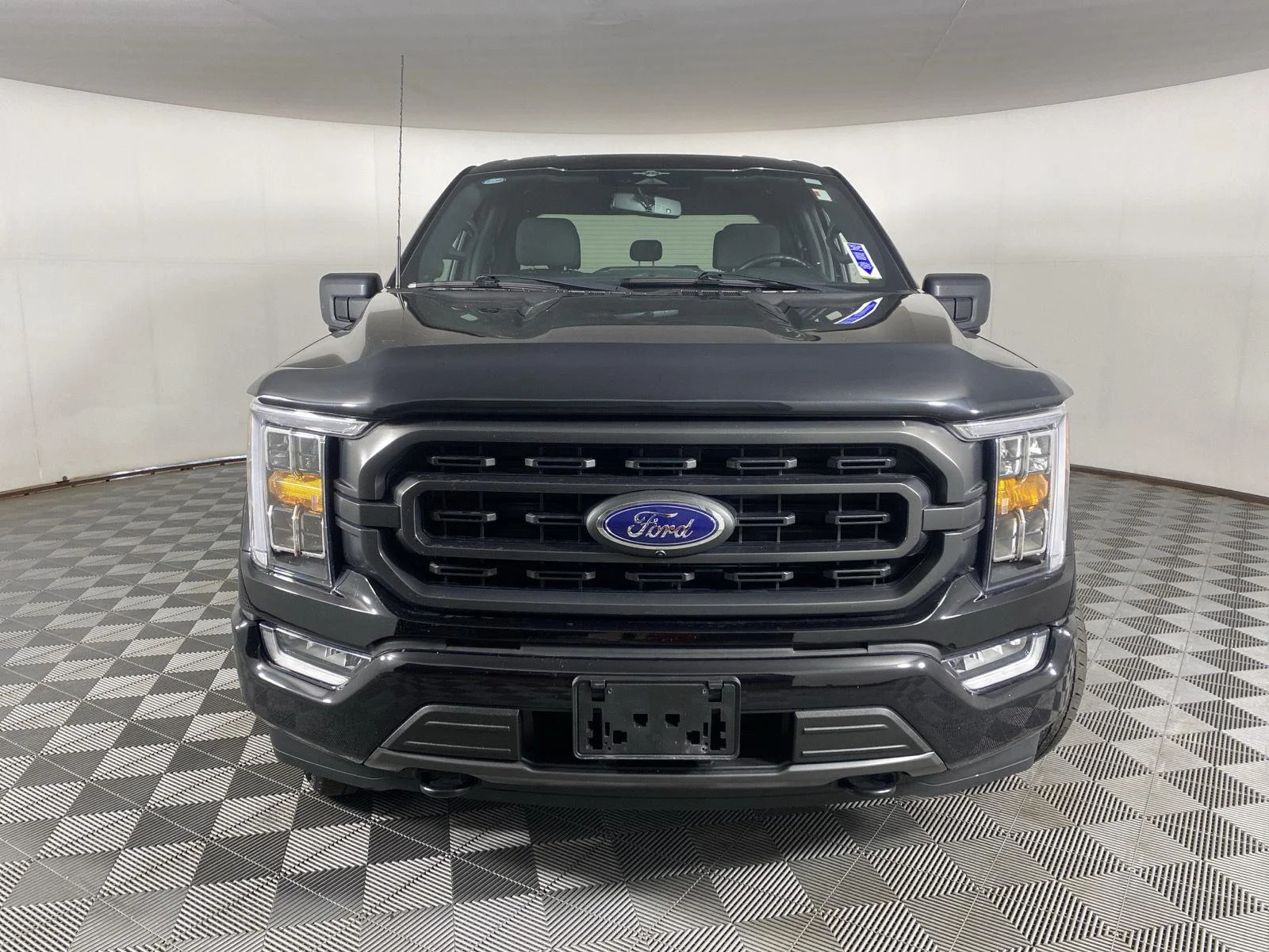 Used 2023 Agate Black Ford XLT image 12
