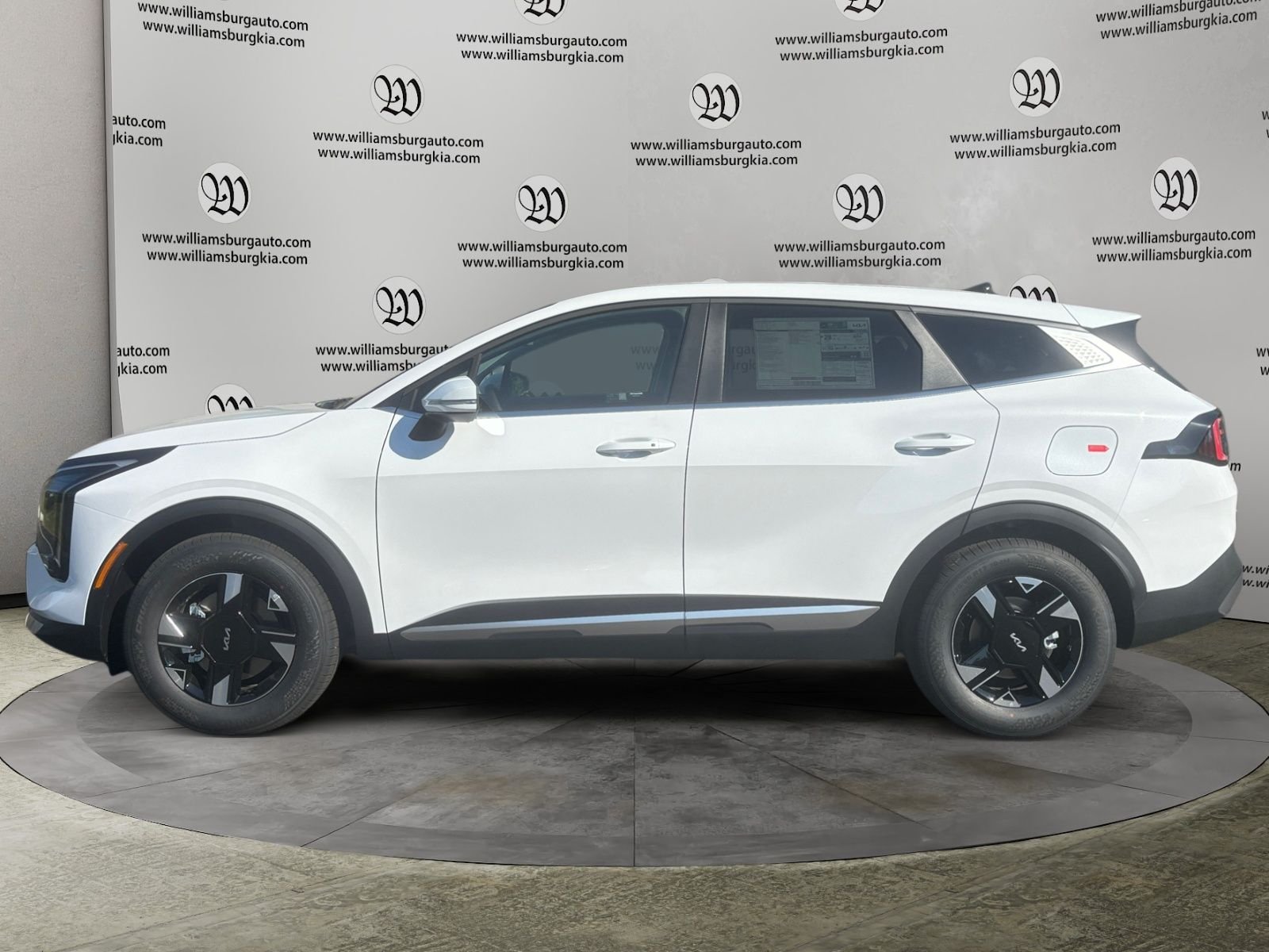New 2026 Glacial White Pearl Kia LX image 2