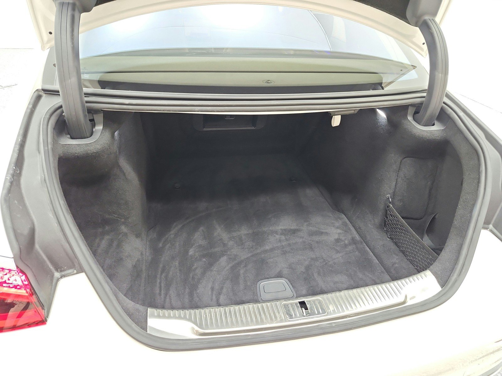 Certified Used 2021 designo Diamond White Mercedes-Benz S 580 4MATIC® Sedan image 22