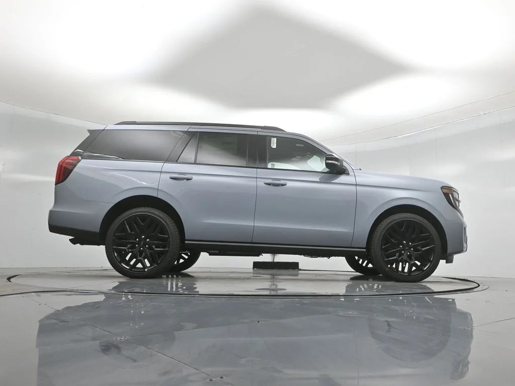 New 2026 Glacier Gray Metallic Tri-Coat Ford Platinum image 48