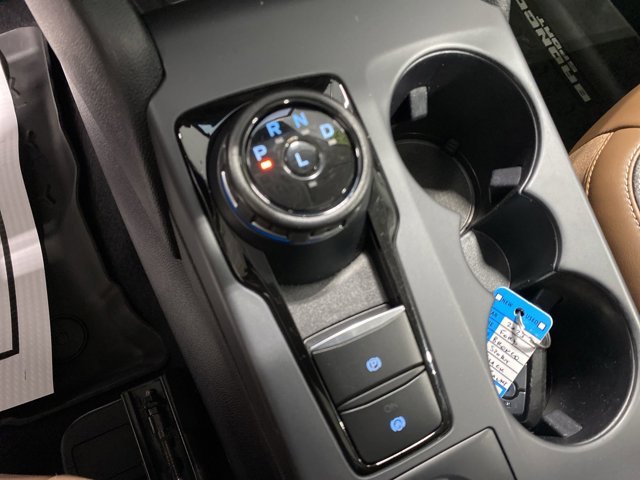 Used 2023  Ford Outer Banks image 15