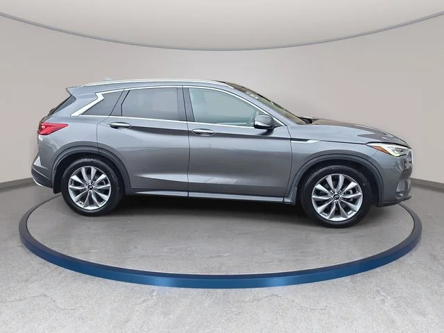 Used 2021 Gray INFINITI ESSENTIAL image 5