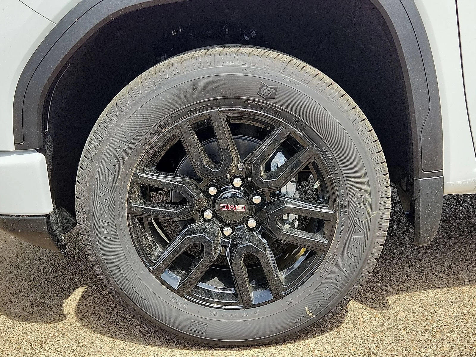 New 2026 Summit White GMC Elevation image 7