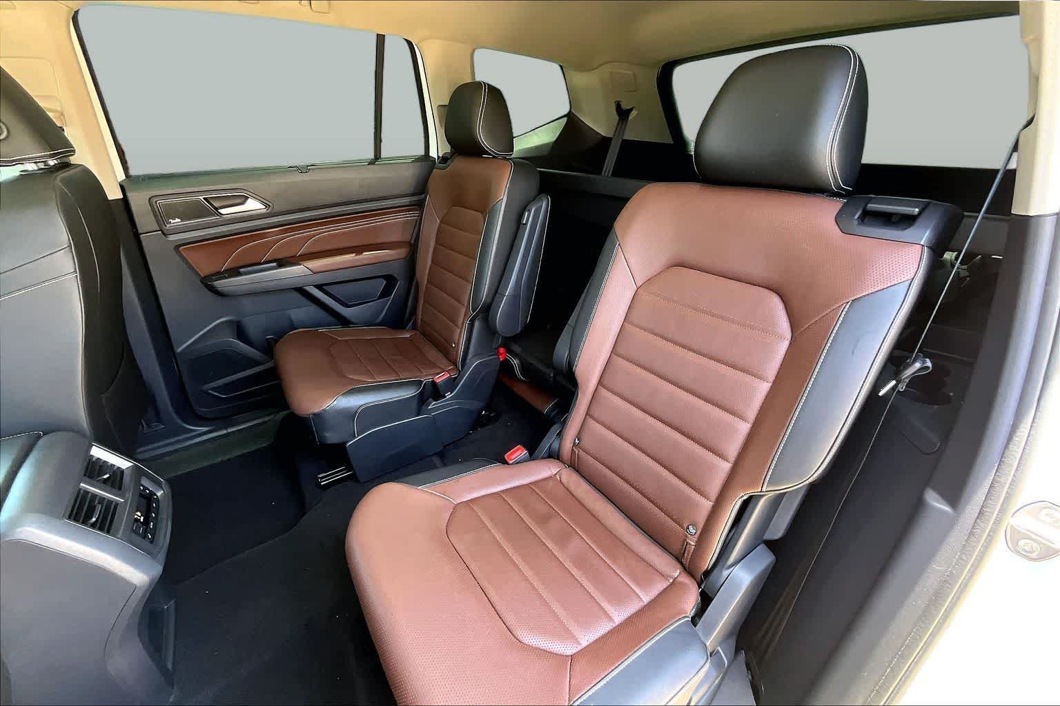 2023 Volkswagen Atlas SEL Premium R-Line - Photo 30