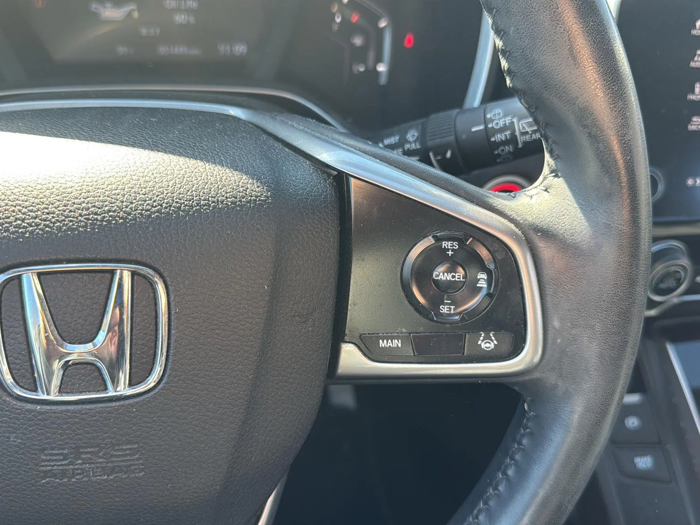 Used 2019 Platinum White Pearl Honda EX-L image 15
