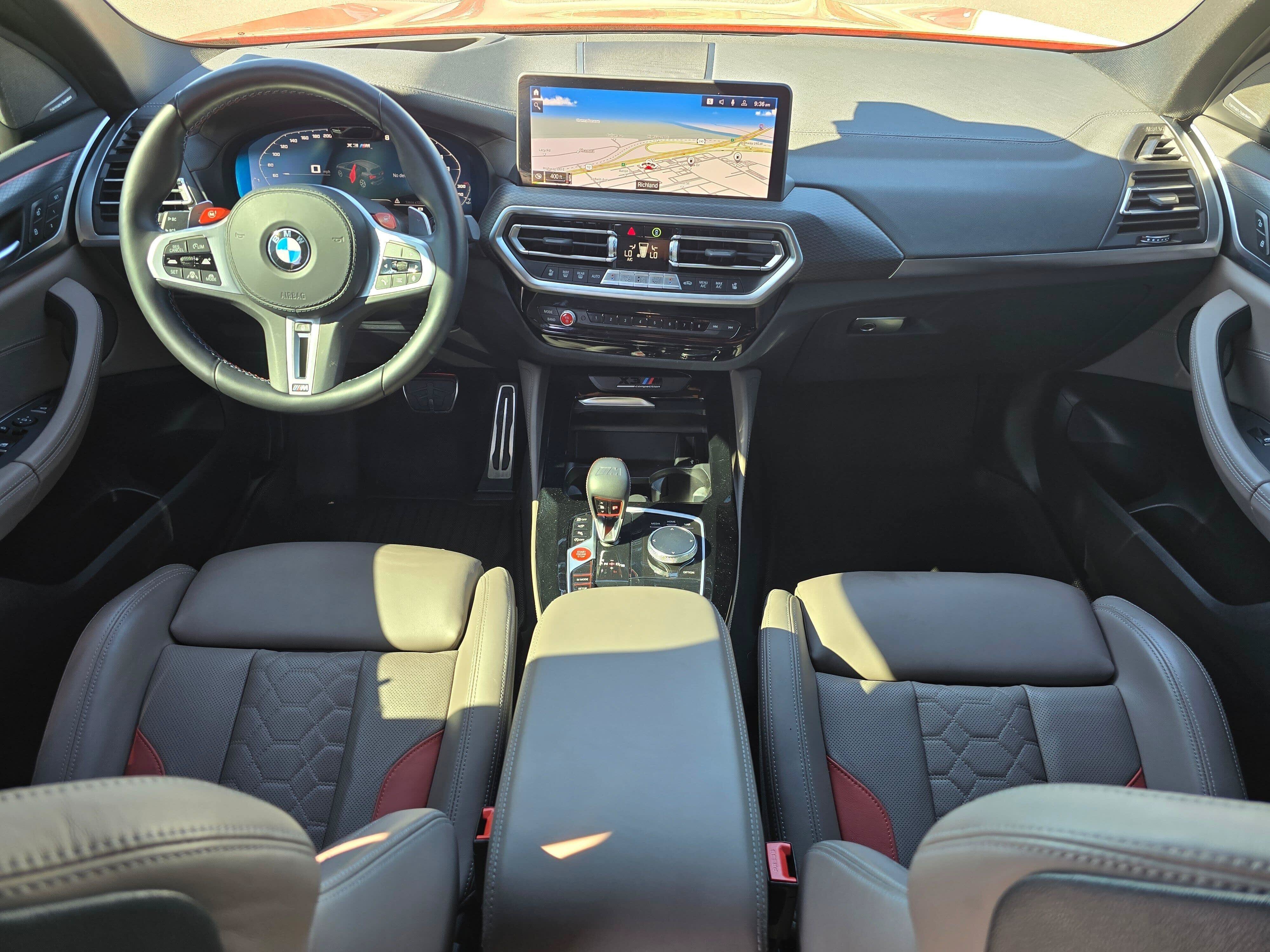 Used 2022 Toronto Red Metallic BMW M image 10