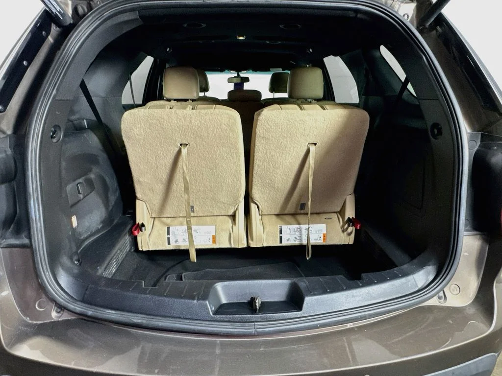 Used 2016 Brown Ford XLT image 31