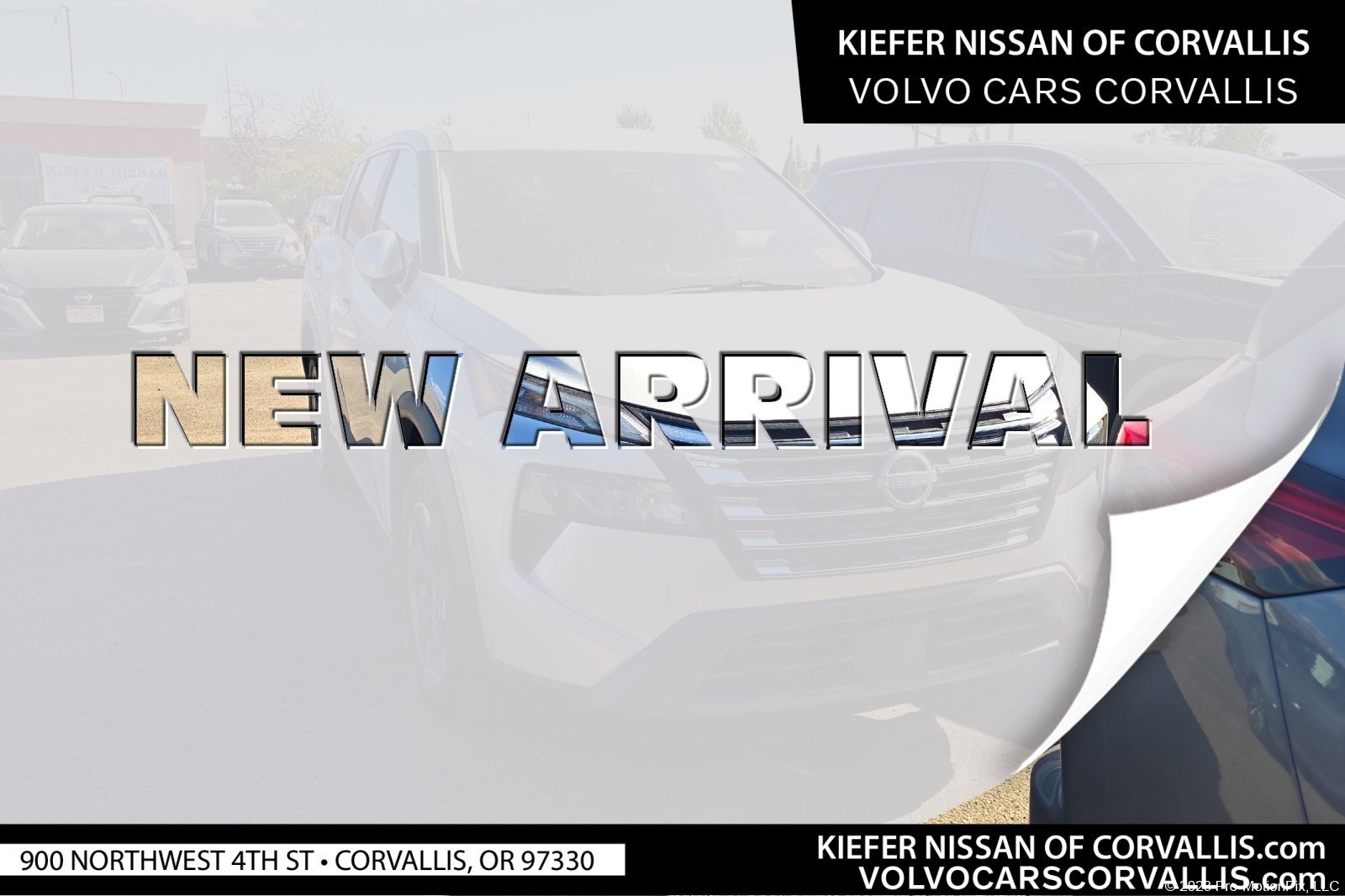 Used 2025 Brilliant Silver Metallic Nissan SV image 1