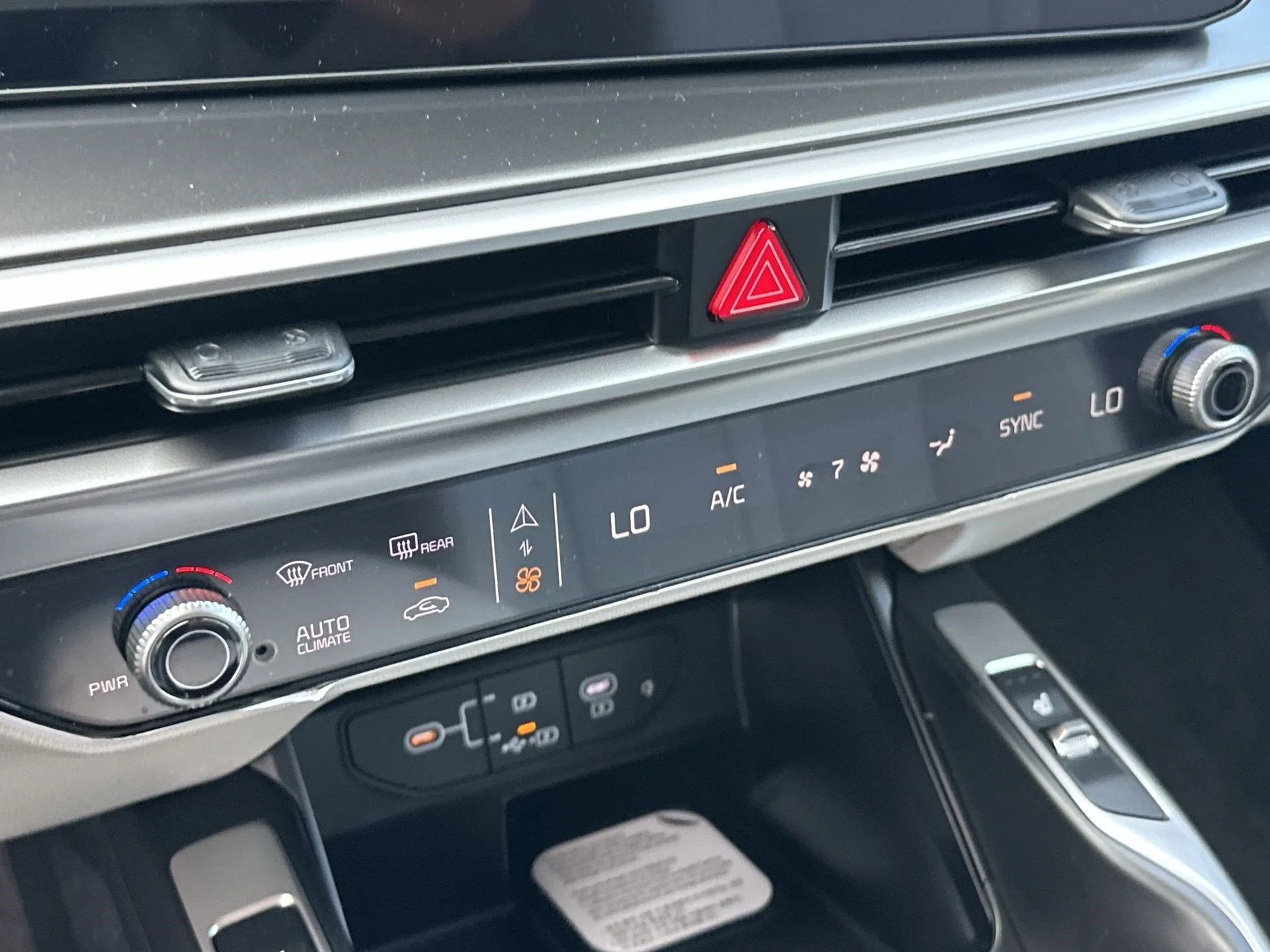 New 2026 Wolf Gray Kia S image 18