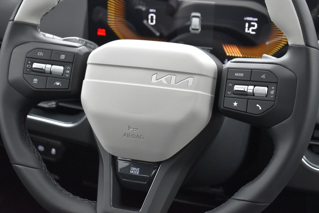 New 2026 Snow White Pearl Kia GT-Line image 13