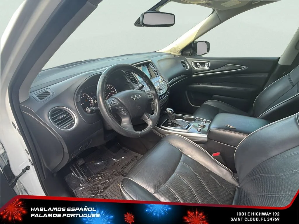 Used 2020 White INFINITI LUXE image 14