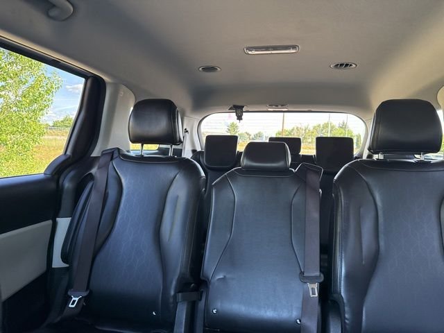 2024 Kia Carnival LX Seat Pkg - Photo 45