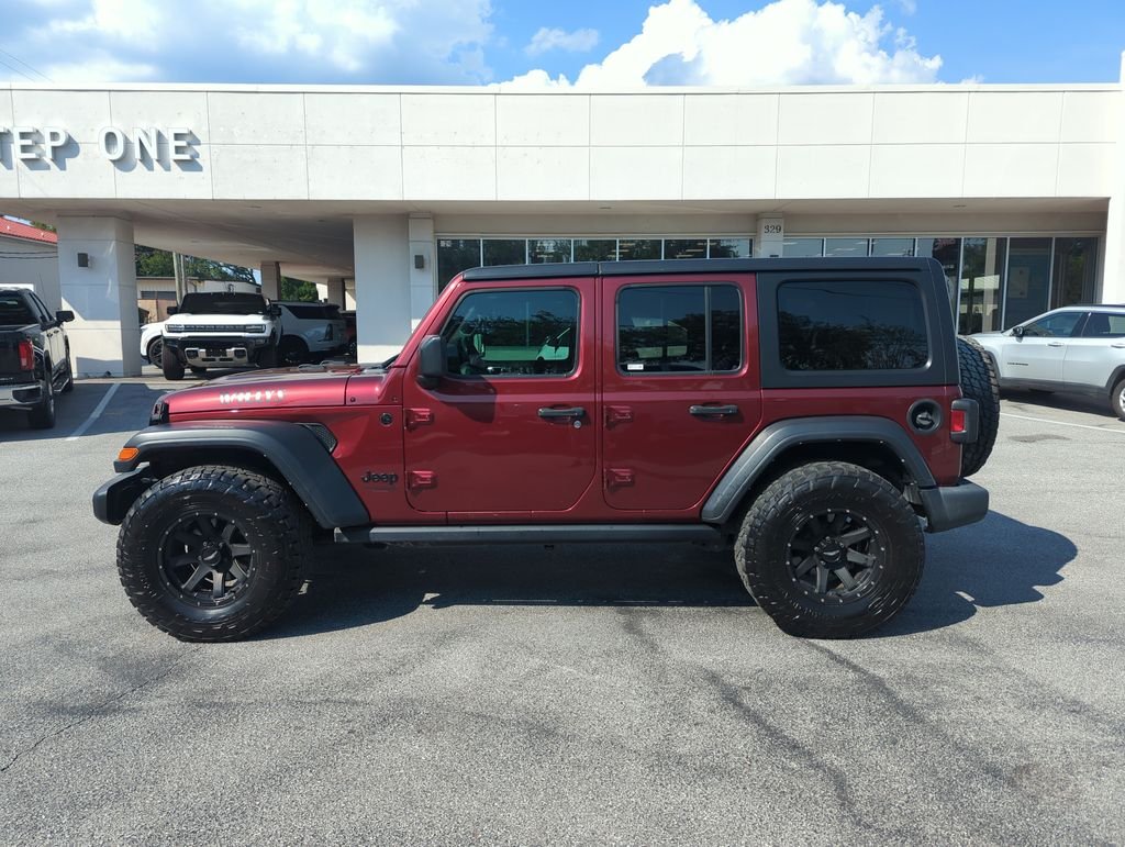 Used 2021 Red Jeep Unlimited Willys image 3