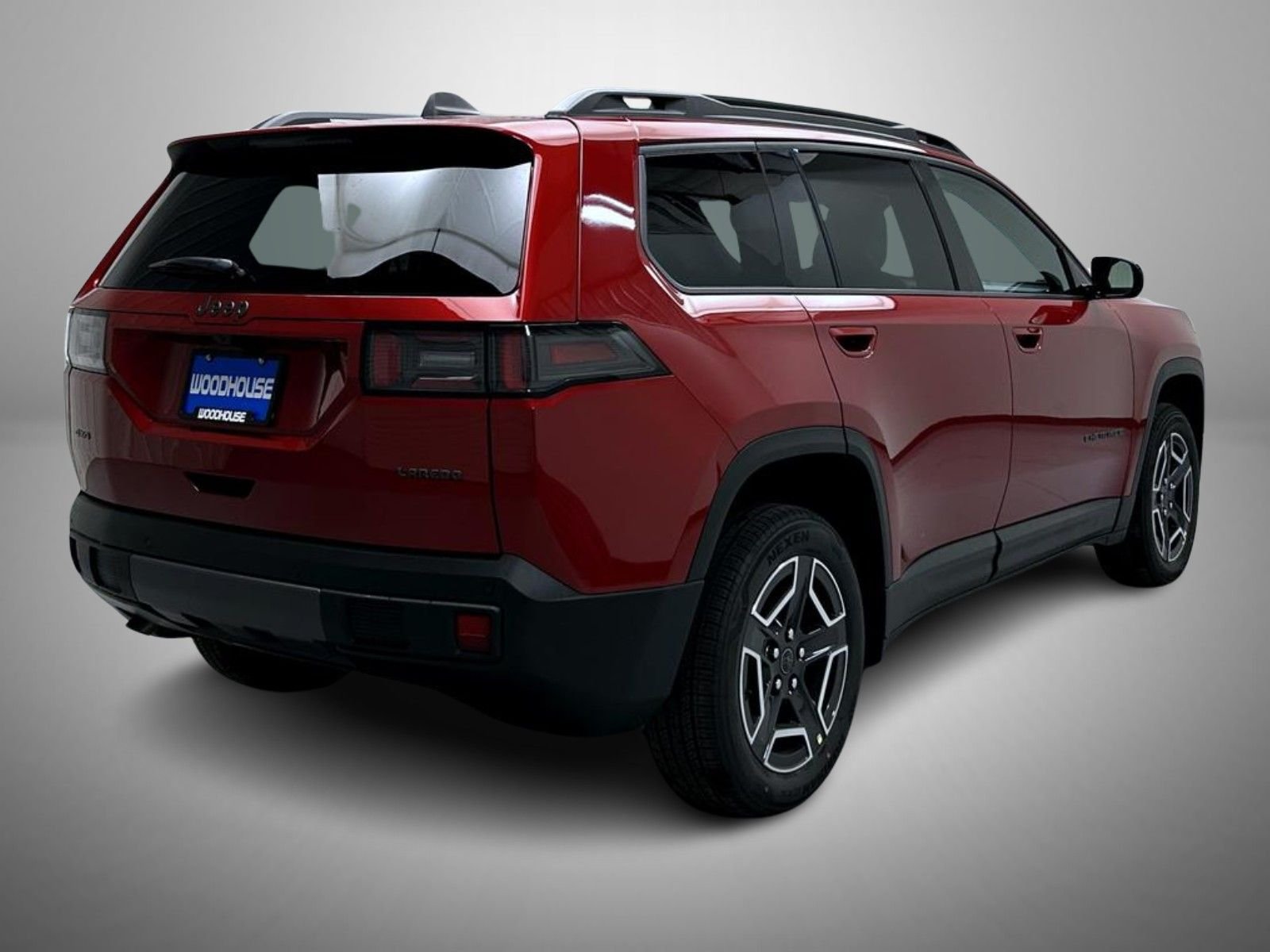 New 2026 Red Hot Pearl-Coat Exterior Paint Jeep Laredo image 5