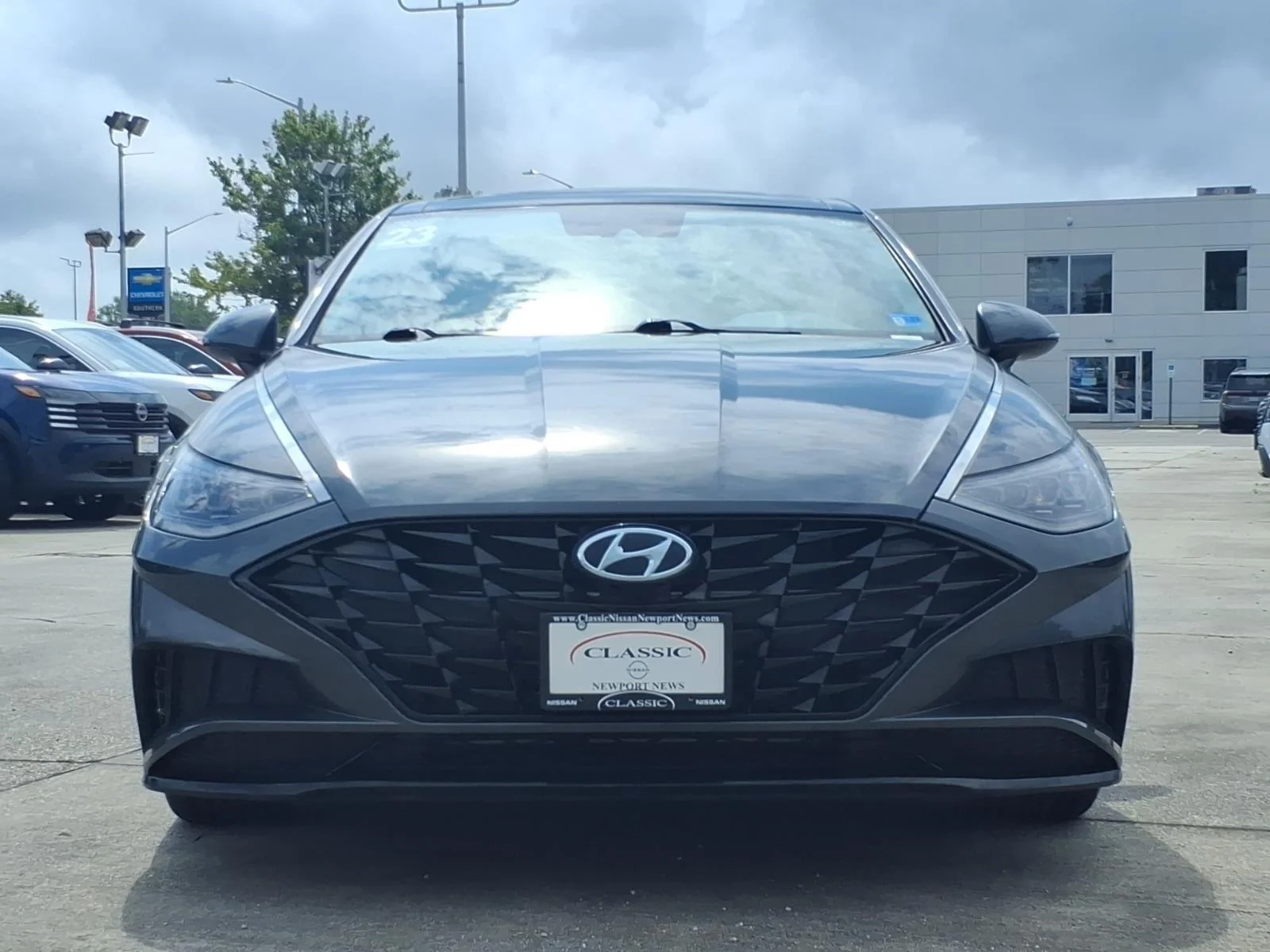 Used 2023 Portofino Gray Hyundai SEL image 2