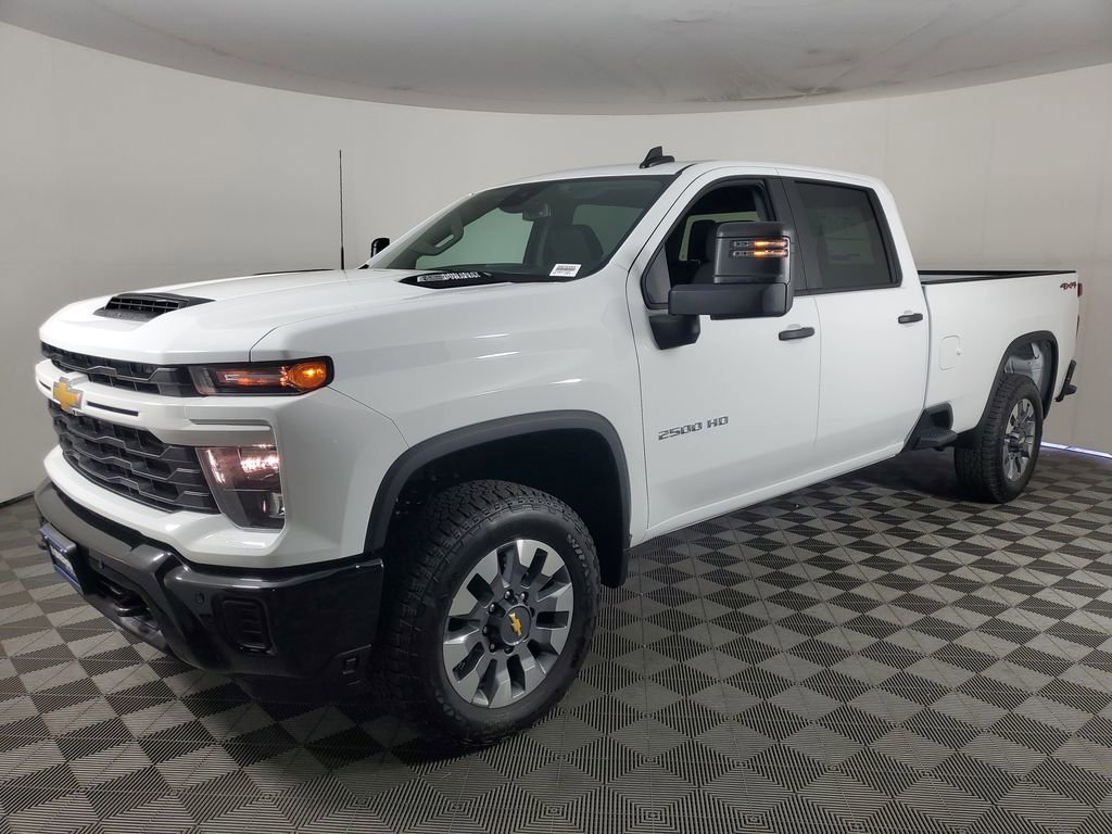 New 2026 Summit White Chevrolet Custom image 8