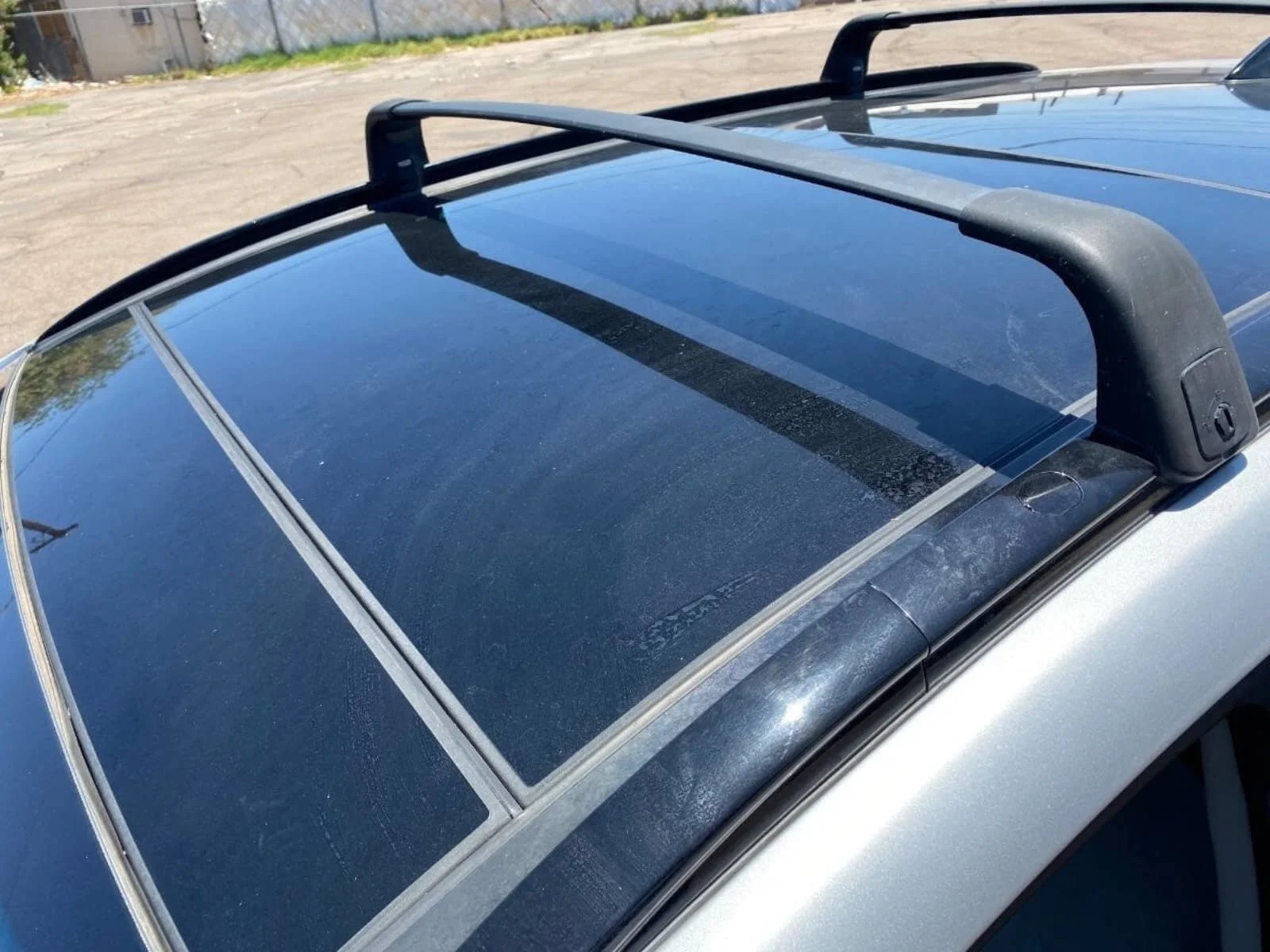 Used 2018 Molten Silver Hyundai Value image 31