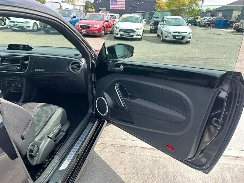 2012 Volkswagen Beetle 2.0 - Photo 16