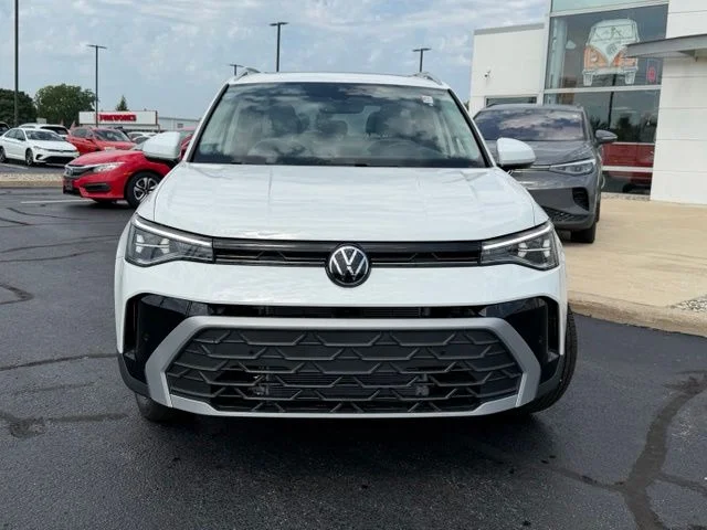 New 2026 Pure White Volkswagen 1.5T SE image 2