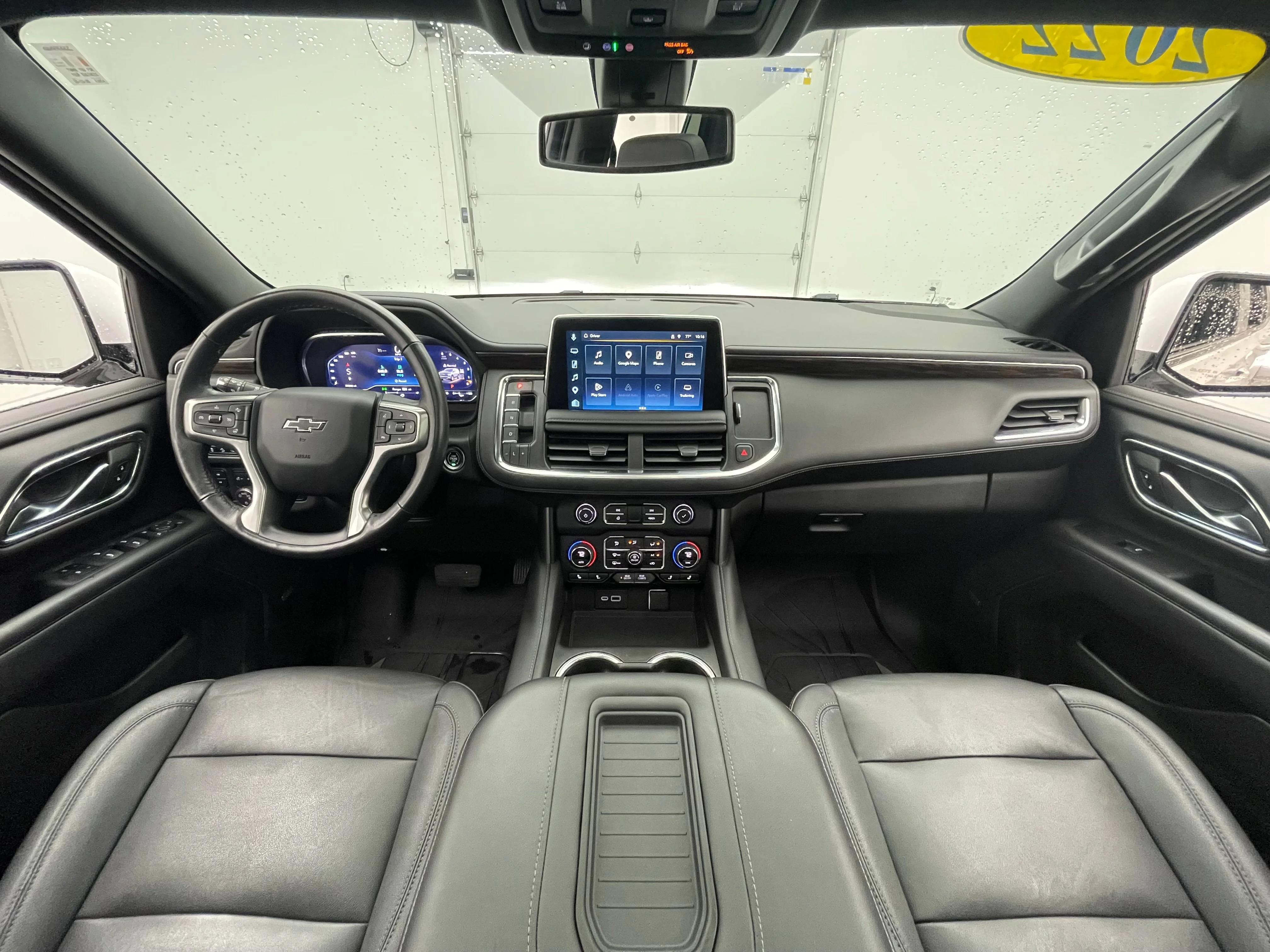 Used 2022 Iridescent Pearl Tricoat Chevrolet Z71 image 3