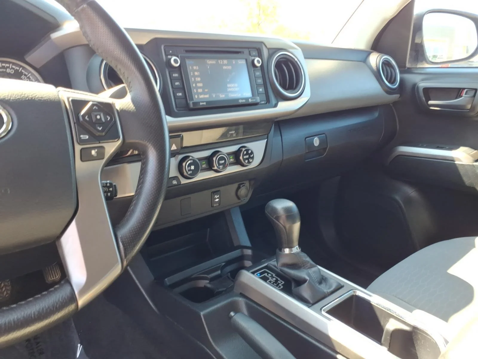 Used 2017 Blazing Blue Pearl Toyota SR5 image 23