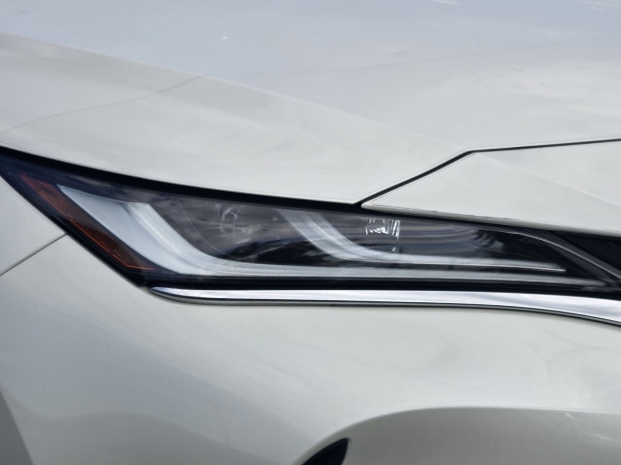 Used 2021 White Toyota Limited image 18