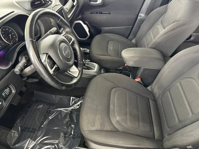 Used 2019 Blue Jeep Latitude image 24